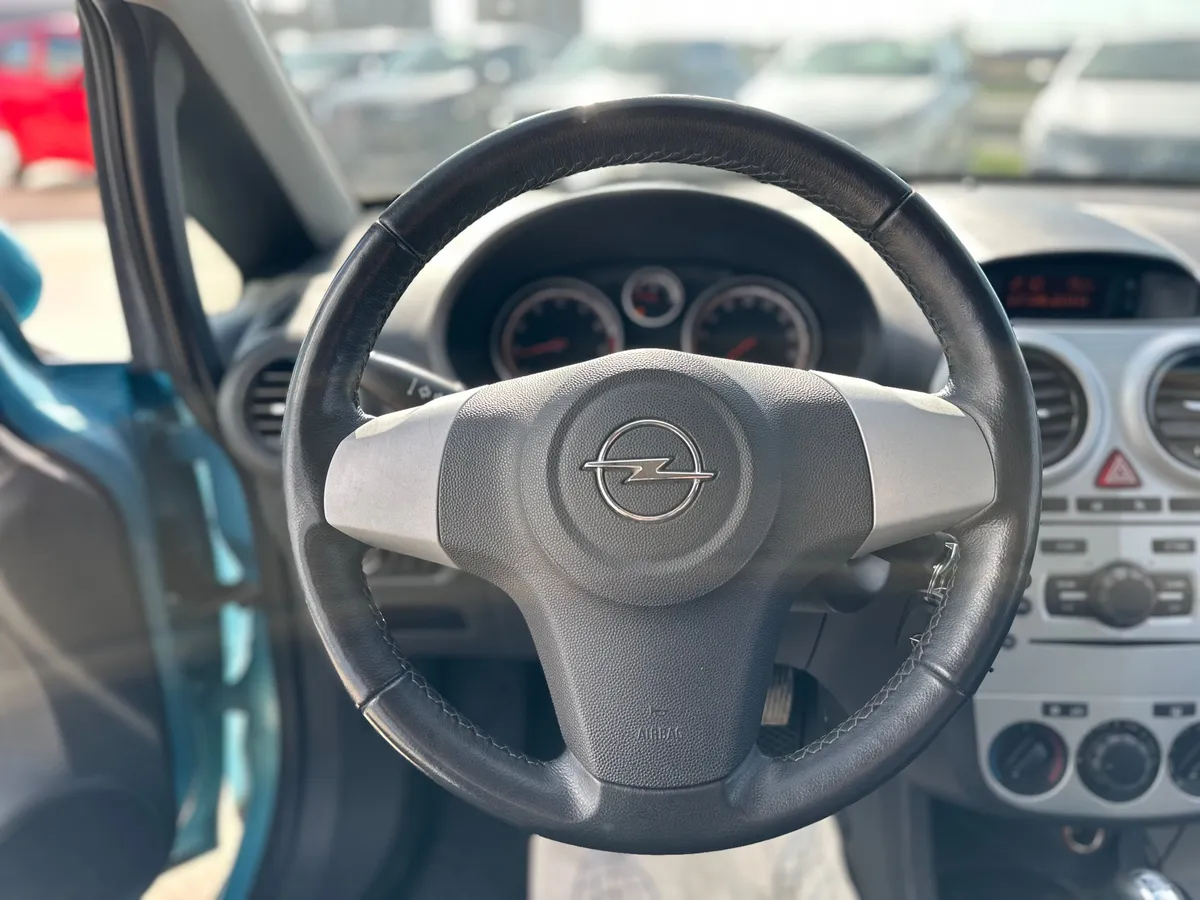 Opel Corsa 1.4 AT (100 л.с.)