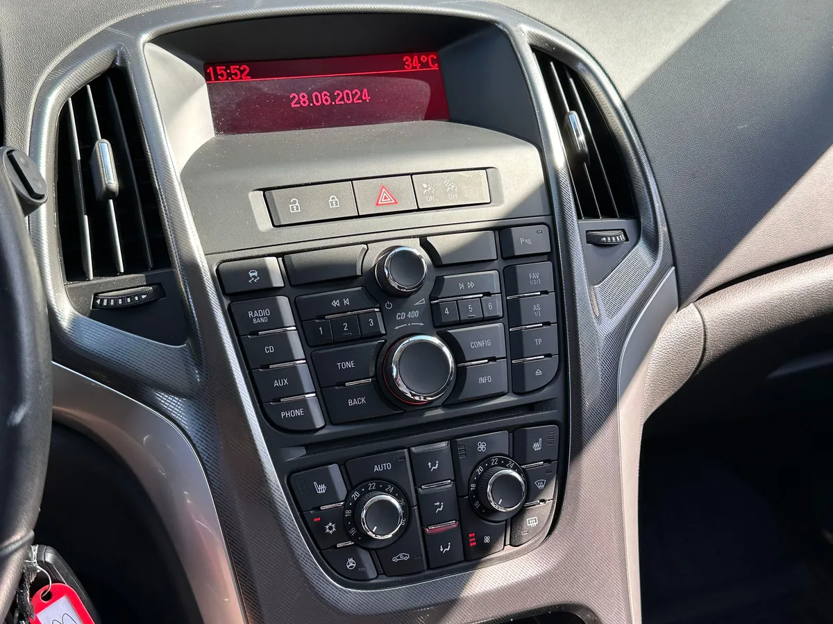 Opel Astra 1.6 AT (115 л.с.)