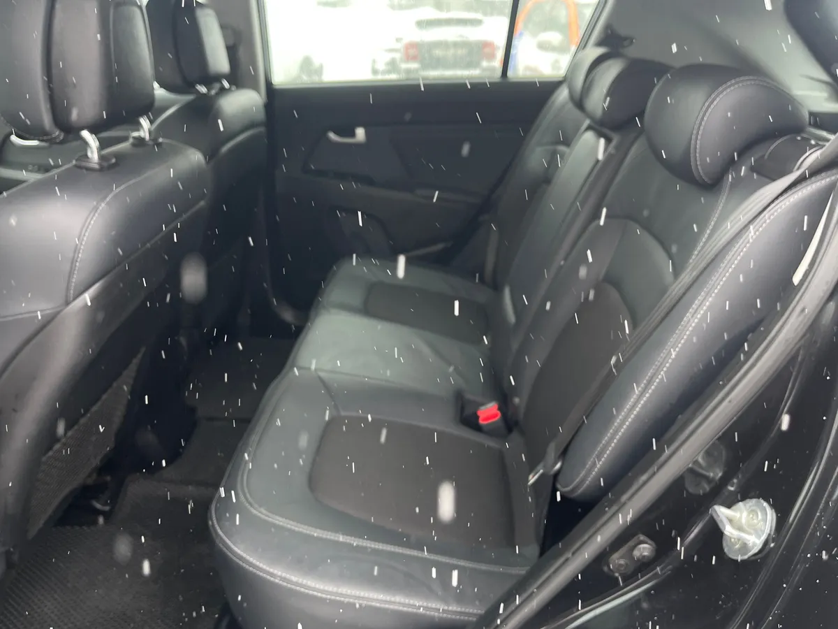 Kia Sportage 2.0 AT 4WD (150 л.с.)