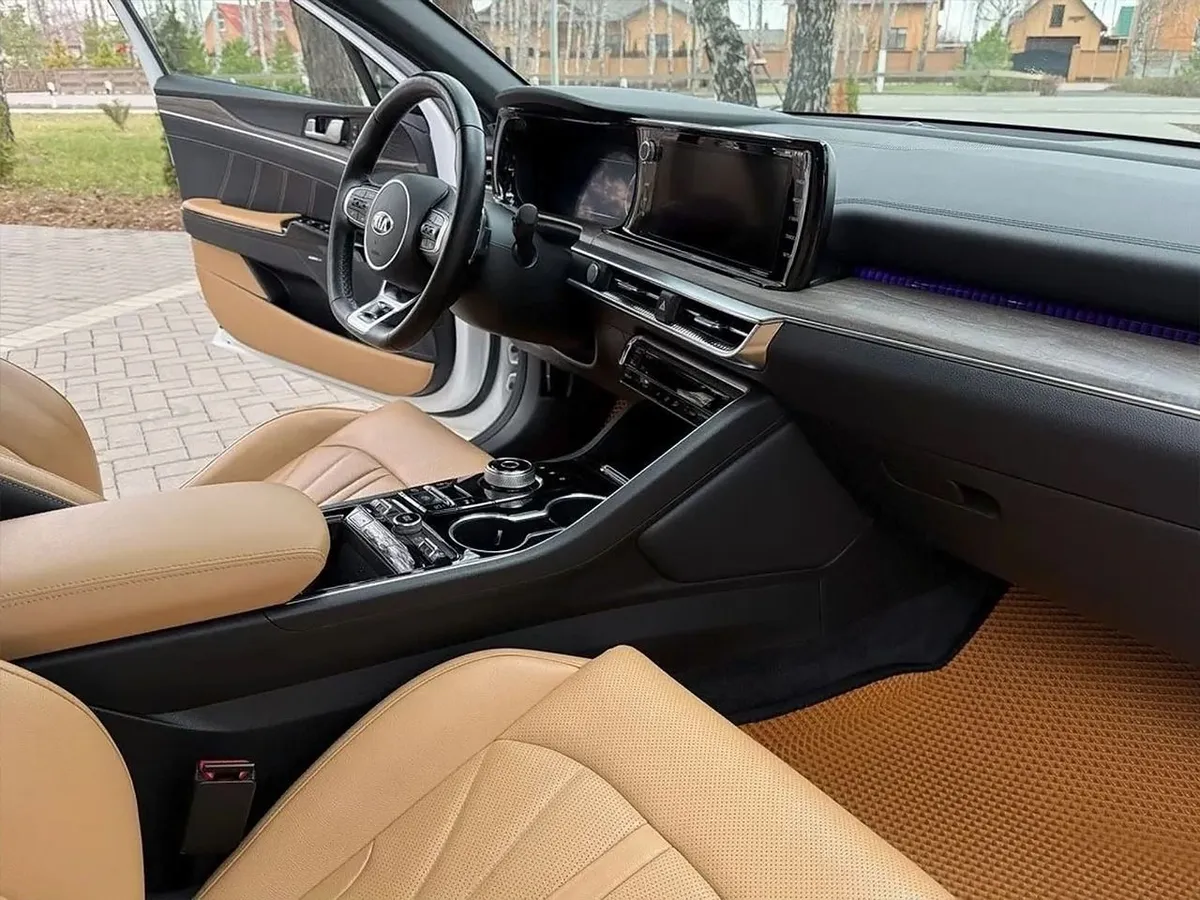 Kia K5 2.5 AT (194 л.с.)