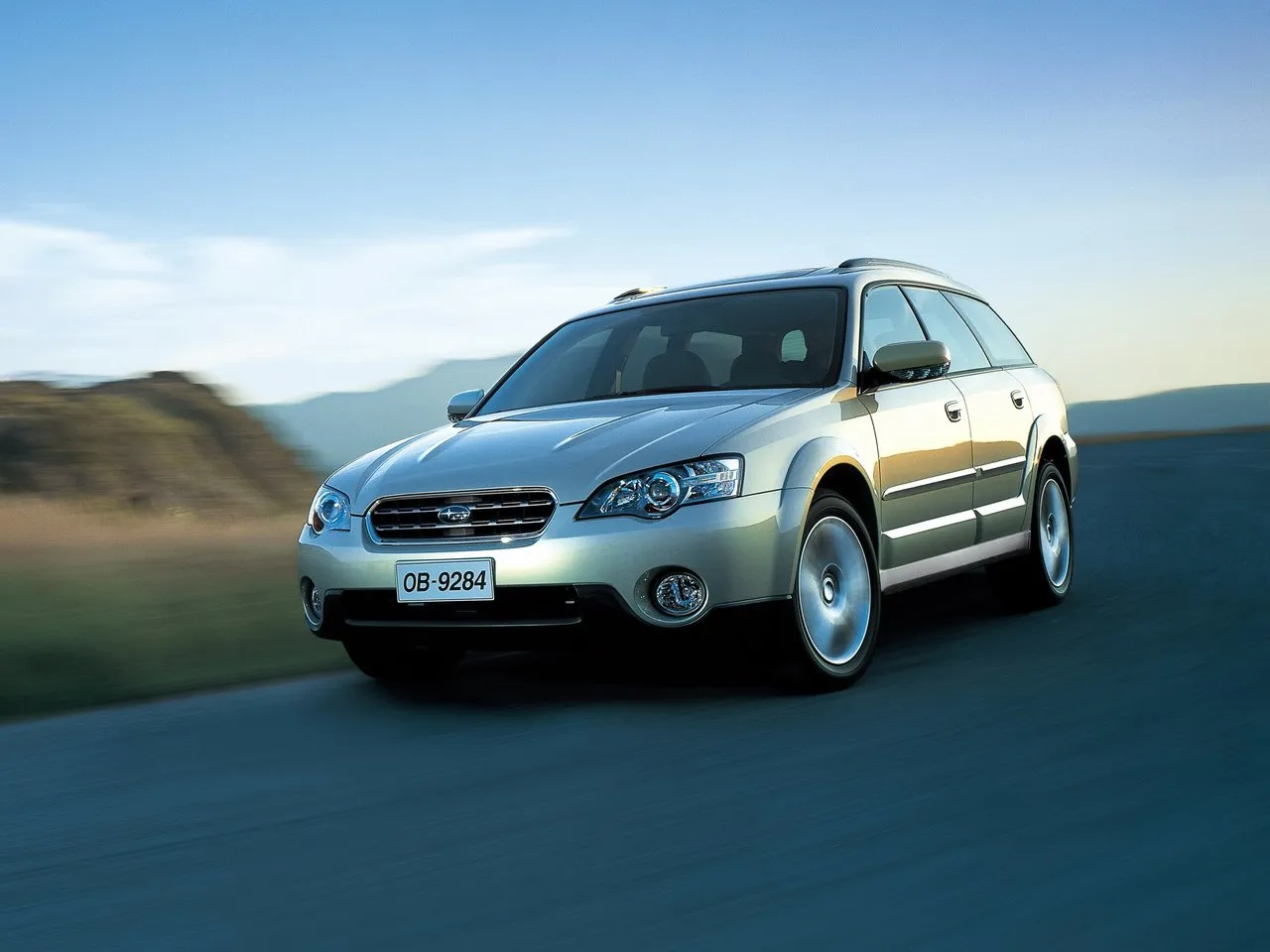 Subaru Outback 2.5 AT 4WD (250 л.с.)