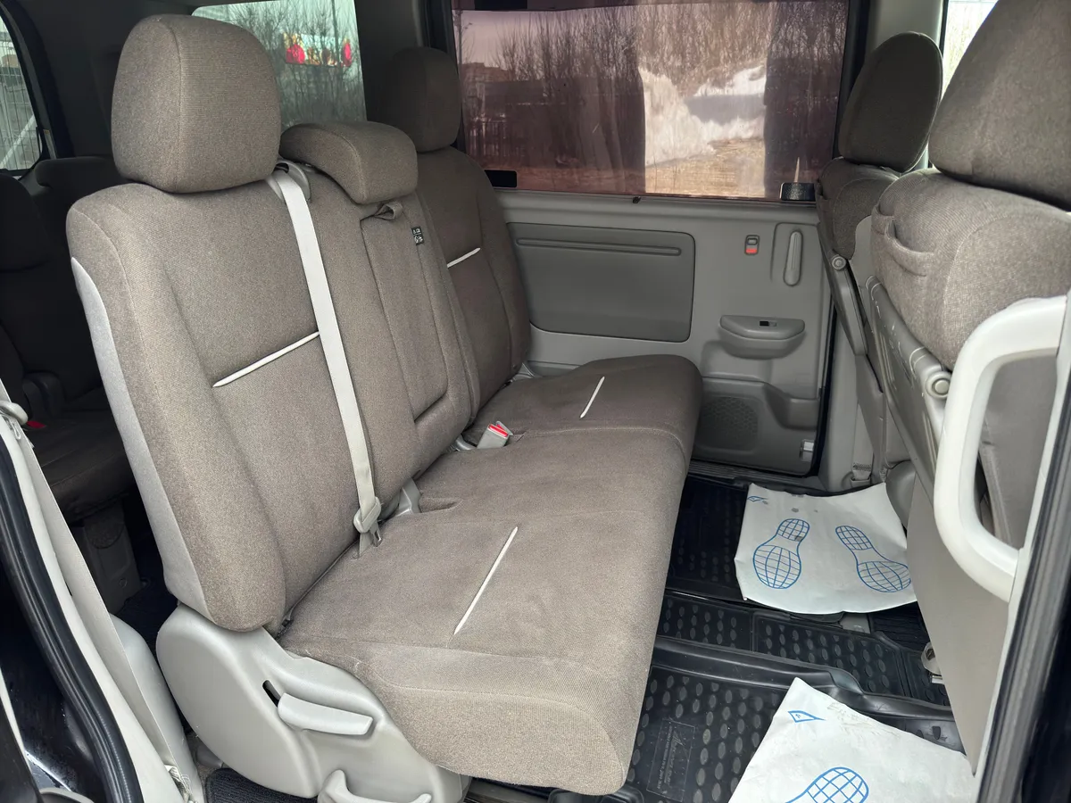 Honda Stepwgn 1.5 AT 4WD (150 л.с.)