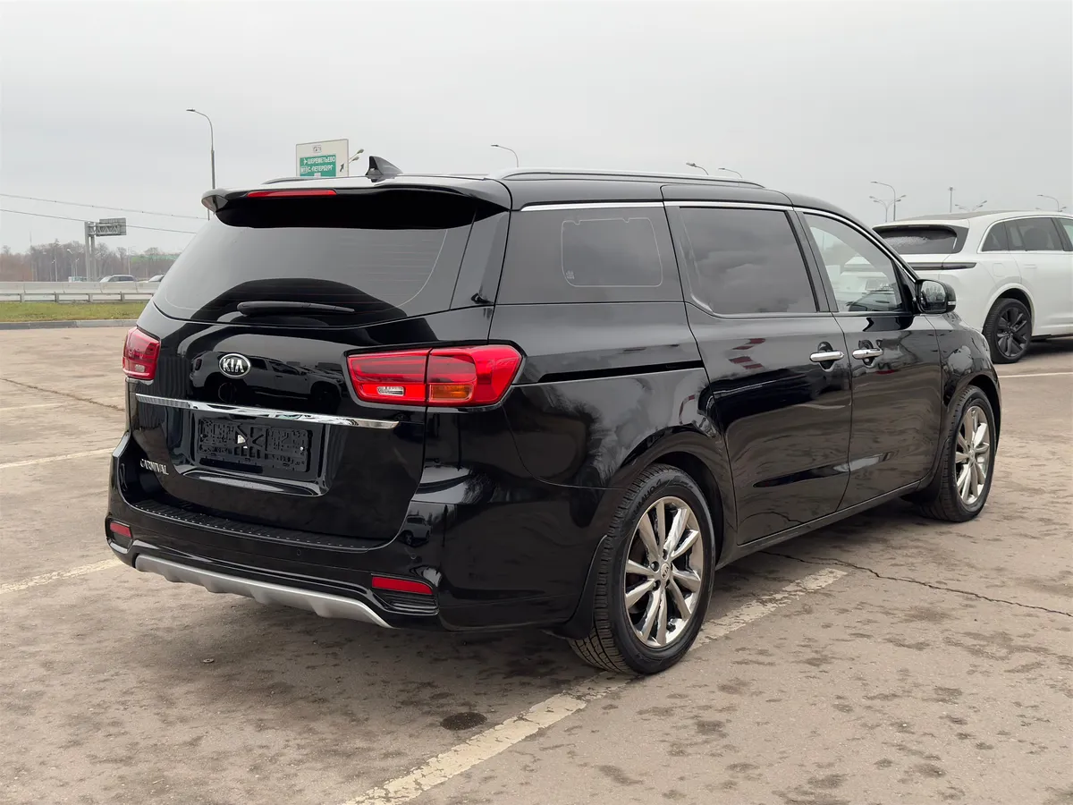 Kia Carnival 2.2 CRDi AT (200 л.с.)