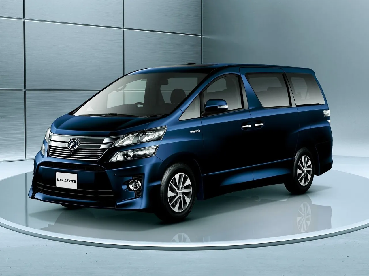Toyota Vellfire 3.5 AT 4WD (280 л.с.)