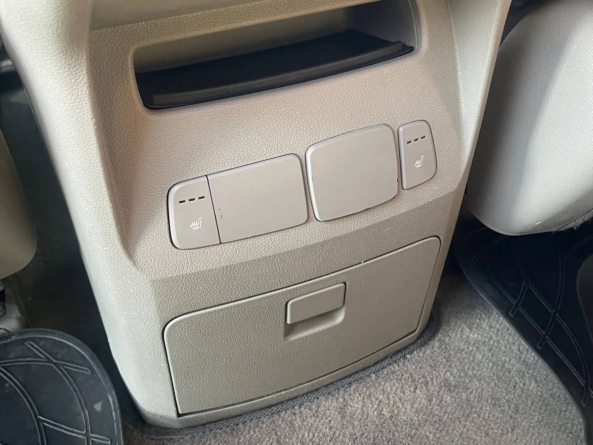 Kia Carnival 2.2 AT (202 л.с.), 2018 — фото 15