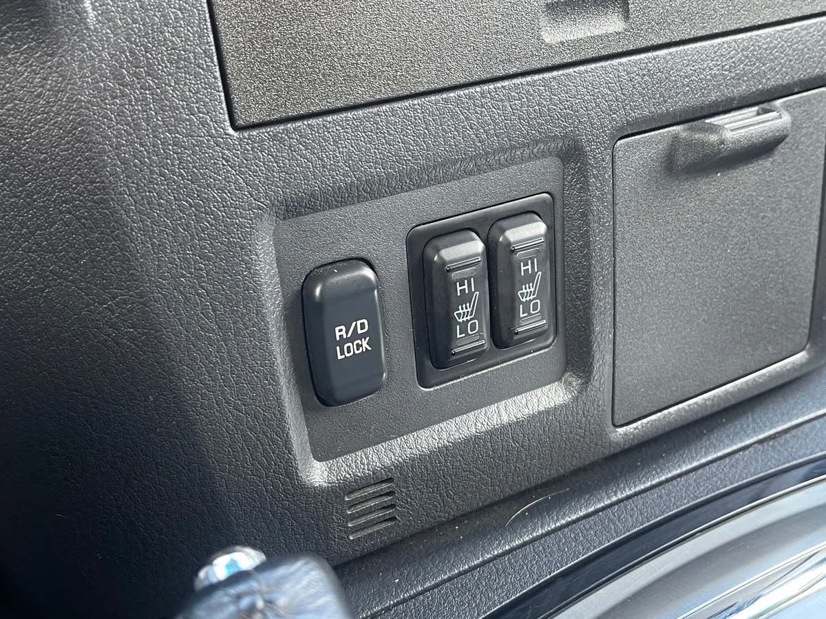 Mitsubishi Pajero 3.0 AT 4WD (178 л.с.), 2015 — фото 15