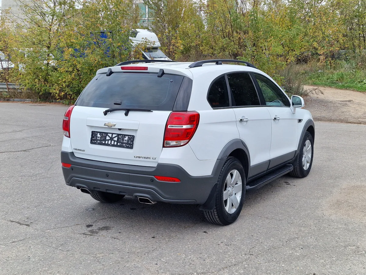 Chevrolet Captiva 2.4 AT AWD (5 мест) (167 л.с.)