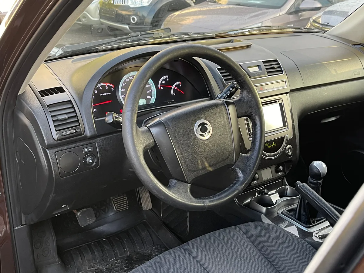SsangYong Rexton 2.0 MT 4WD (155 л.с.)