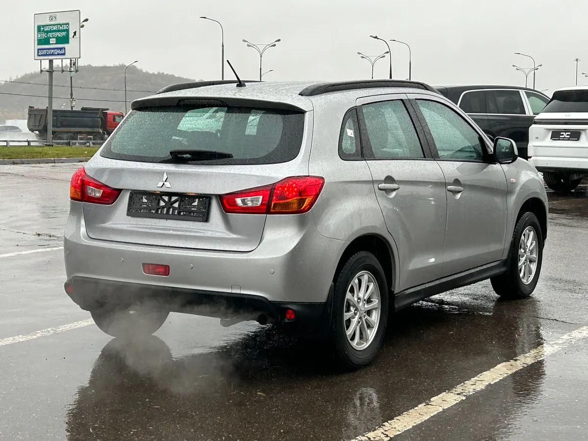 Mitsubishi ASX 1.8 CVT (140 л.с.)