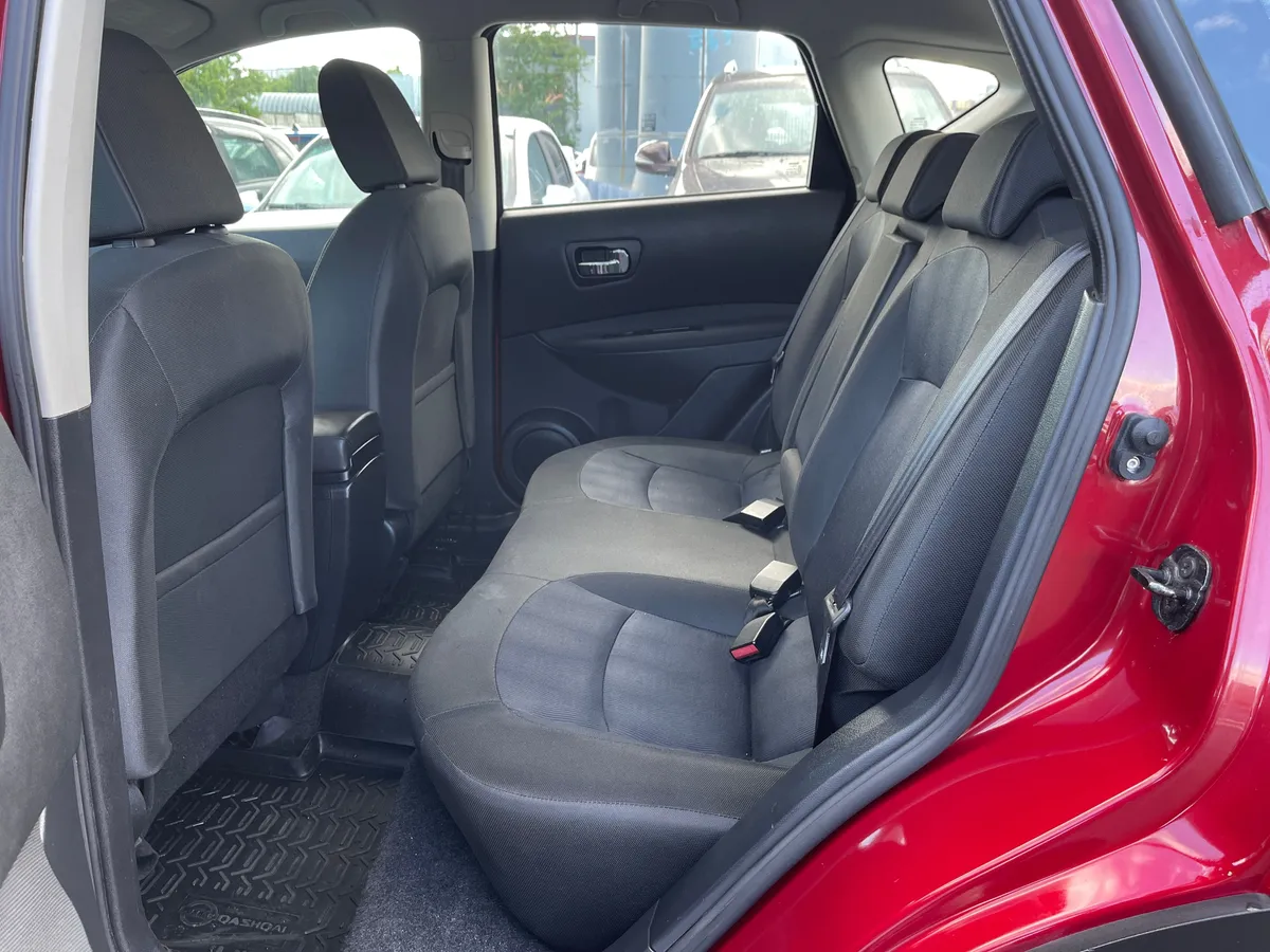 Nissan Qashqai 2.0 MT FWD (141 л.с.)