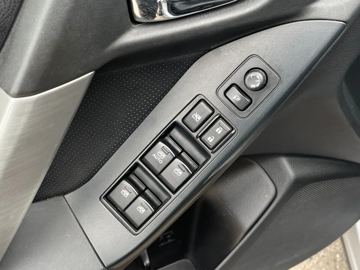 Subaru Forester 2.0 CVT AWD (150 л.с.), 2012 — фото 12