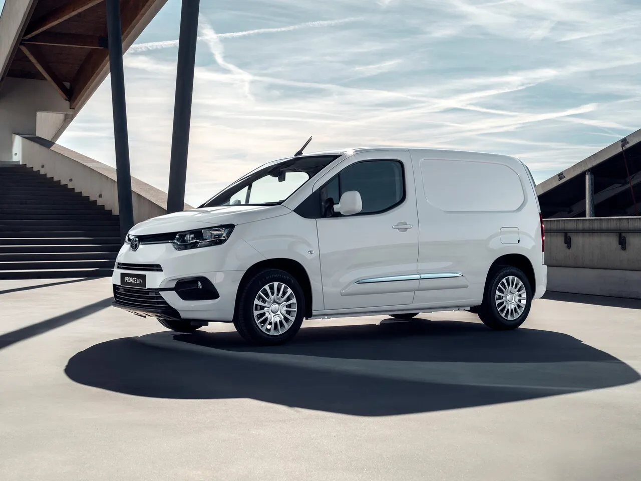 Toyota ProAce City 1.2 MT FWD (110 л.с.)