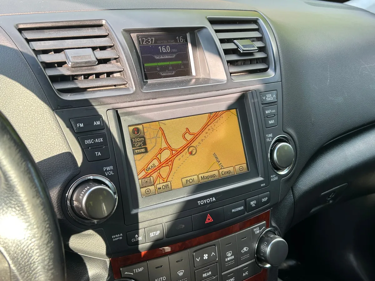 Toyota Highlander 3.5 AT 4WD (273 л.с.)
