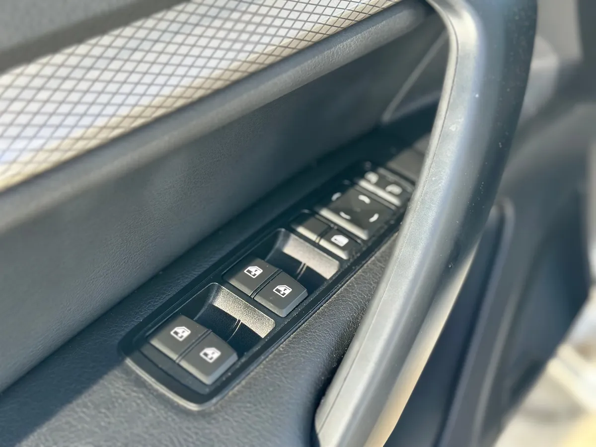 ВАЗ (Lada) Vesta 1.6 MT (90 л.с.)