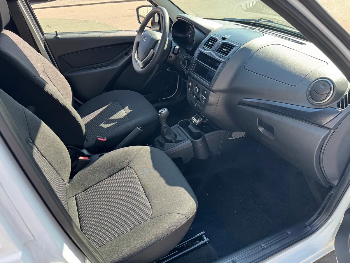 ВАЗ (Lada) Granta 1.6 MT (106 л.с.)
