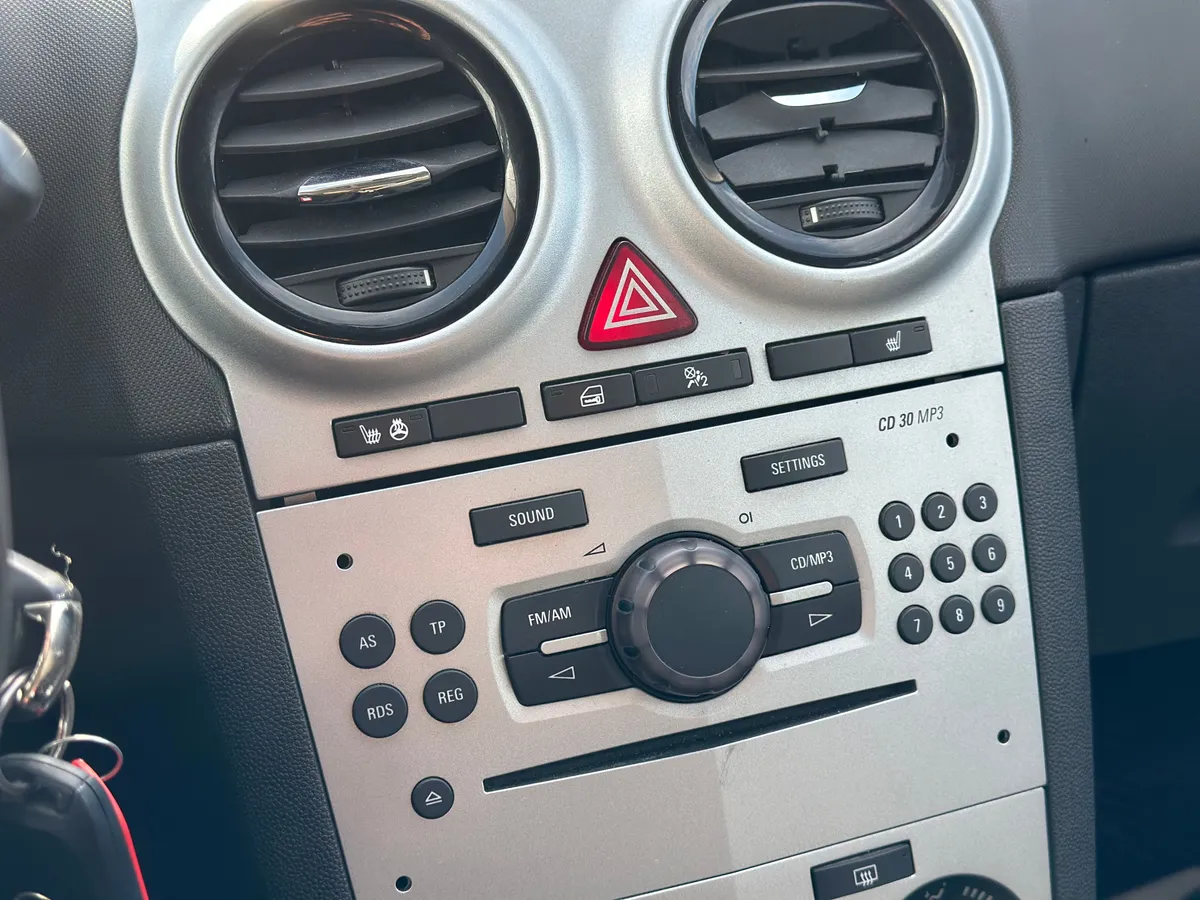 Opel Corsa 1.4 AT (100 л.с.)