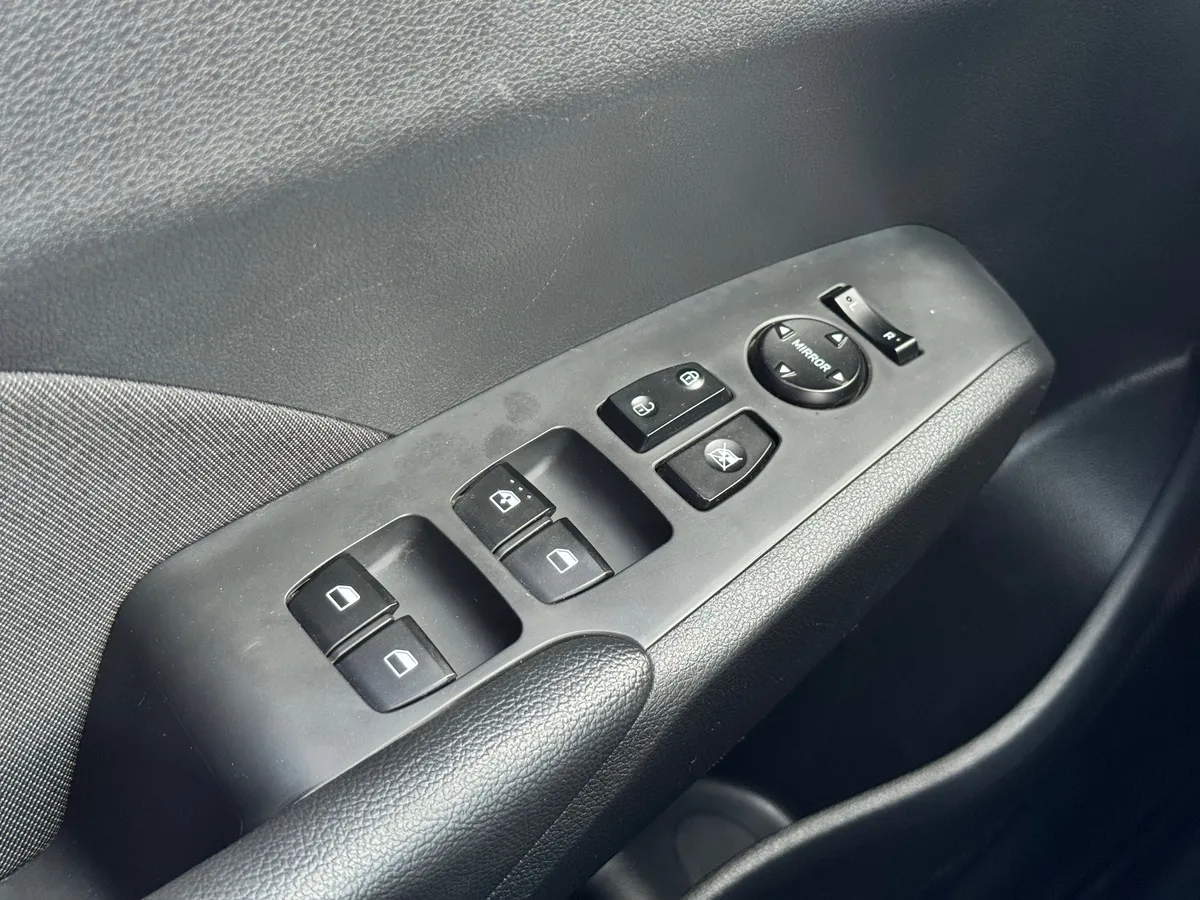 Hyundai Solaris 1.4 AT (100 л.с.)
