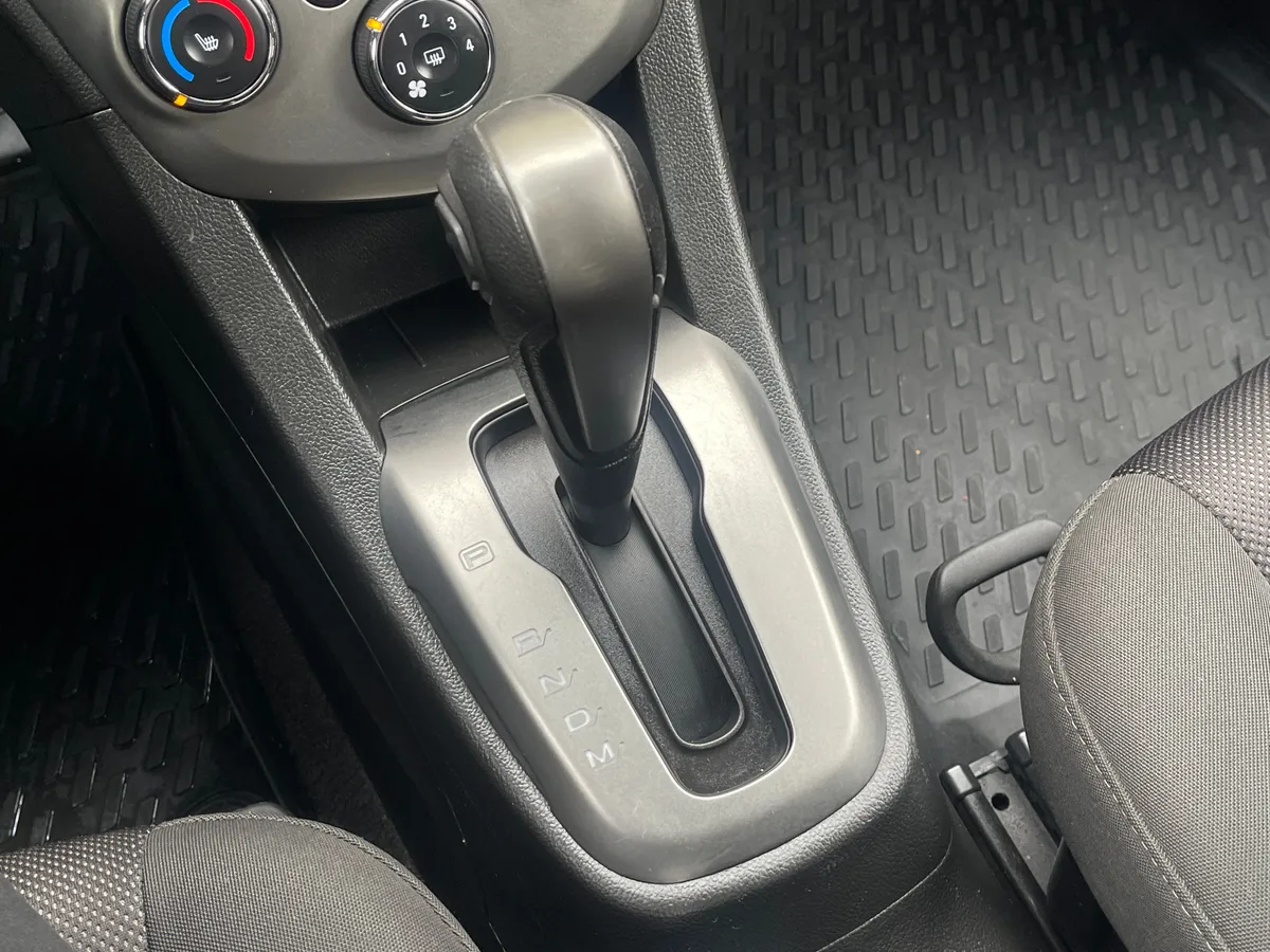 Chevrolet Aveo 1.6 AT (115 л.с.), 2013 — фото 10
