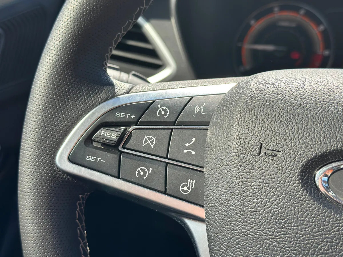 ВАЗ (Lada) Vesta 1.8 AT (122 л.с.)