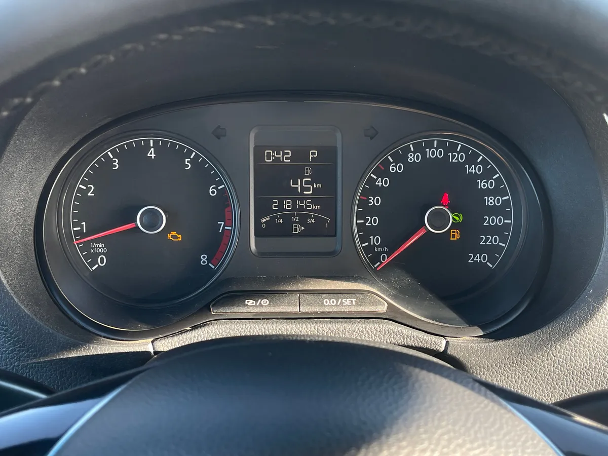Volkswagen Polo 1.6 MPI AT (110 л.с.), 2016 — фото 7