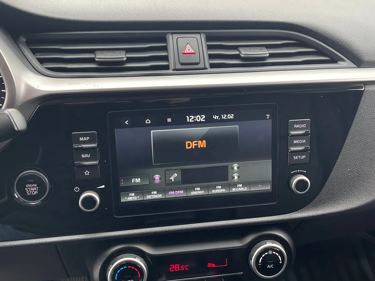 Kia Rio 1.6 AT (123 л.с.)