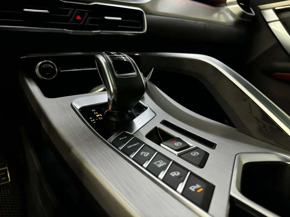 Geely Coolray 1.5 AMT (150 л.с.)