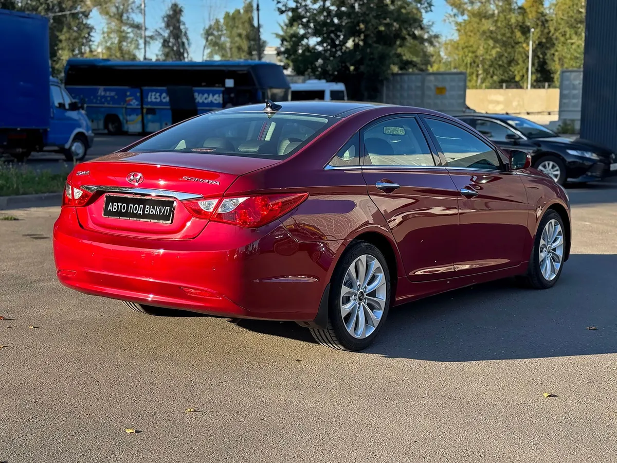 Hyundai Sonata 2.4 MPi AT (178 л.с.)