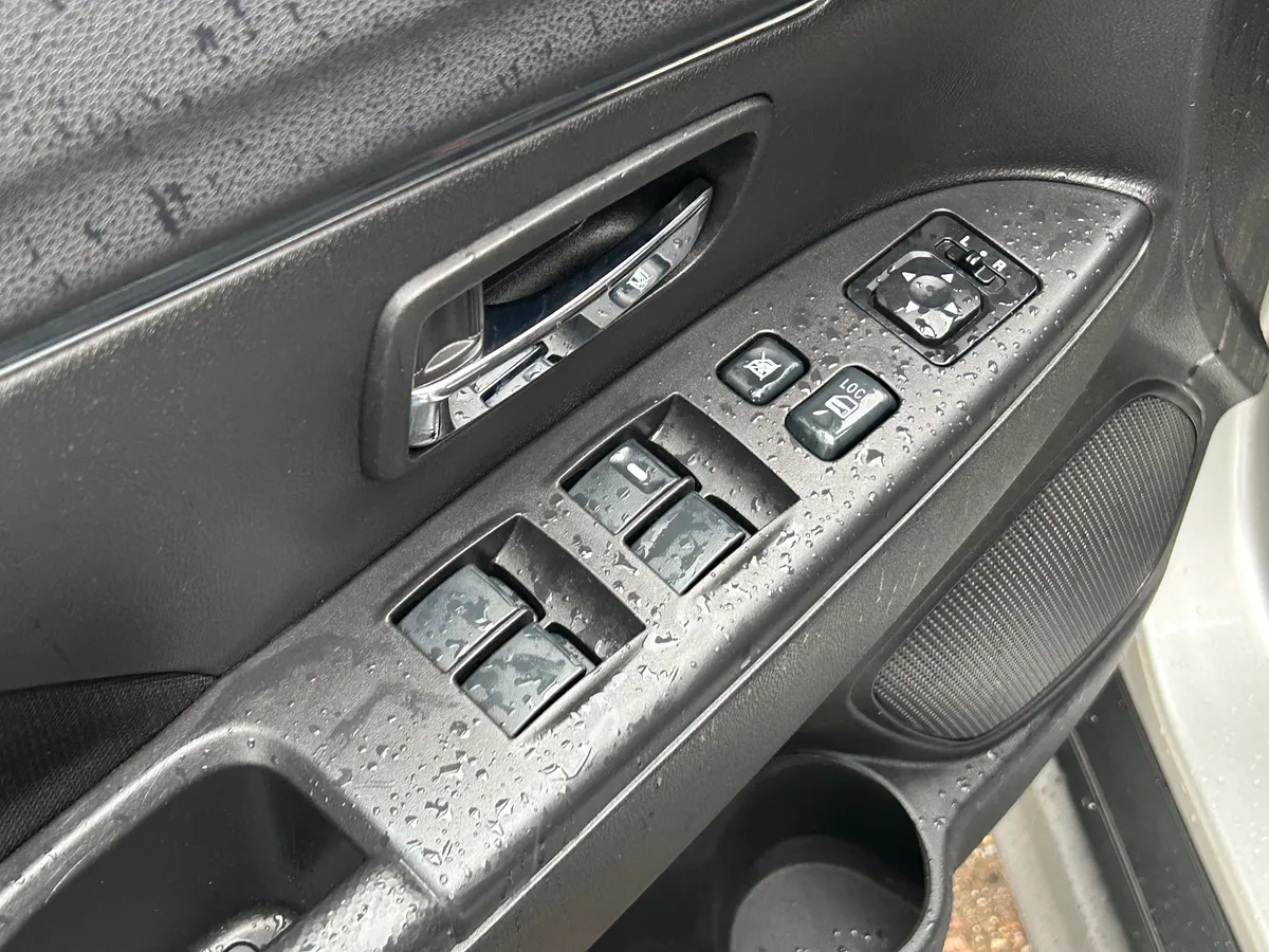 Mitsubishi ASX 1.8 CVT (140 л.с.)