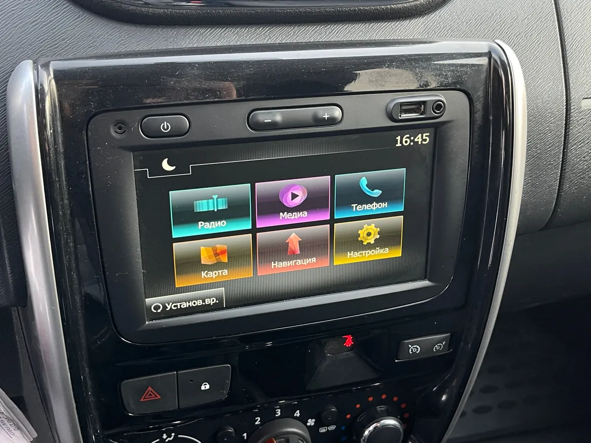 Nissan Terrano 1.6 MT (114 л.с.)