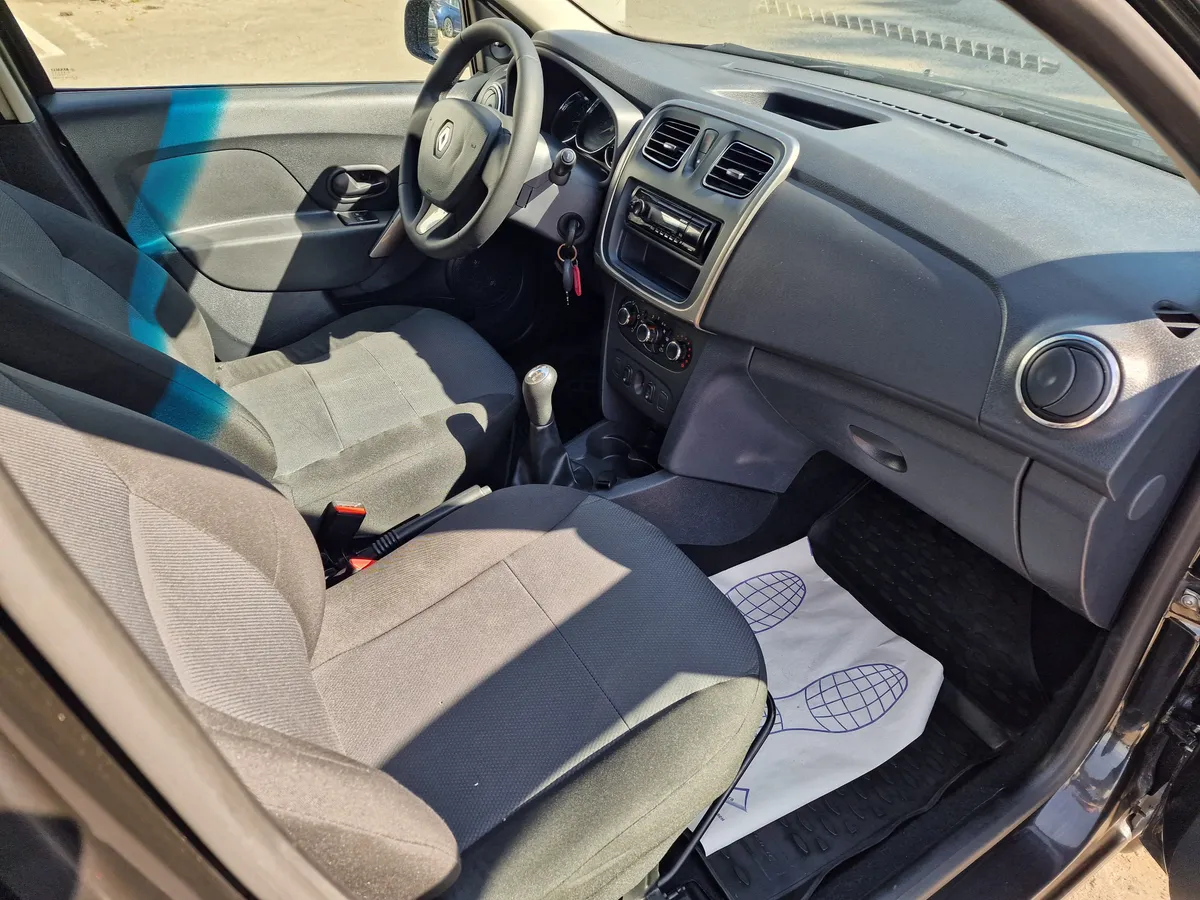 Renault Logan 1.6 MT (102 л.с.)