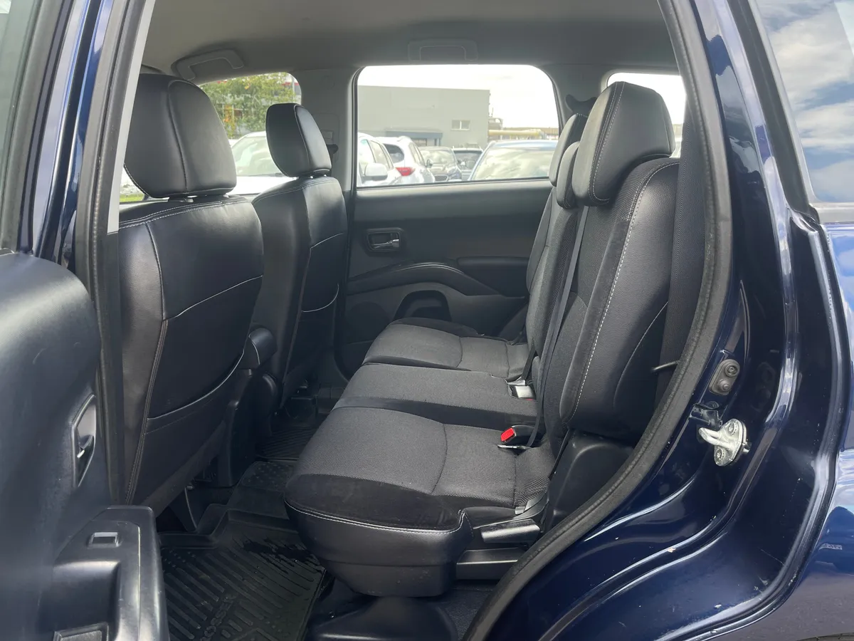 Citroen C-Crosser 2.0 CVT 4WD (147 л.с.), 2012 — фото 13