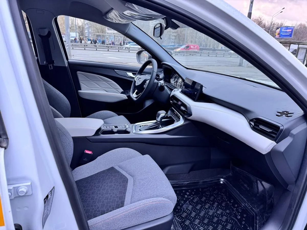 Kaiyi E5 1.5 CVT (147 л.с.)