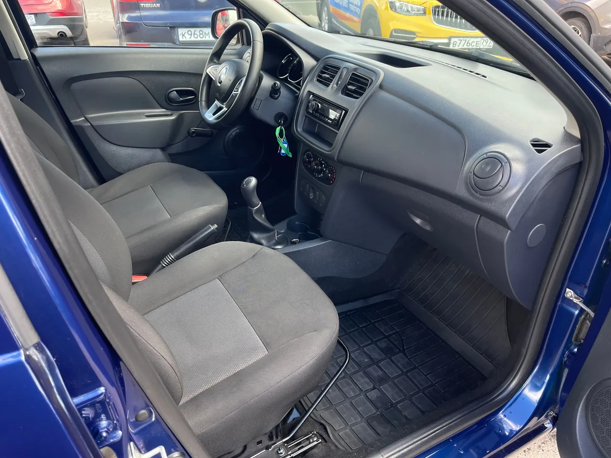 Renault Logan 1.6 MT (82 л.с.), 2019 — фото 5