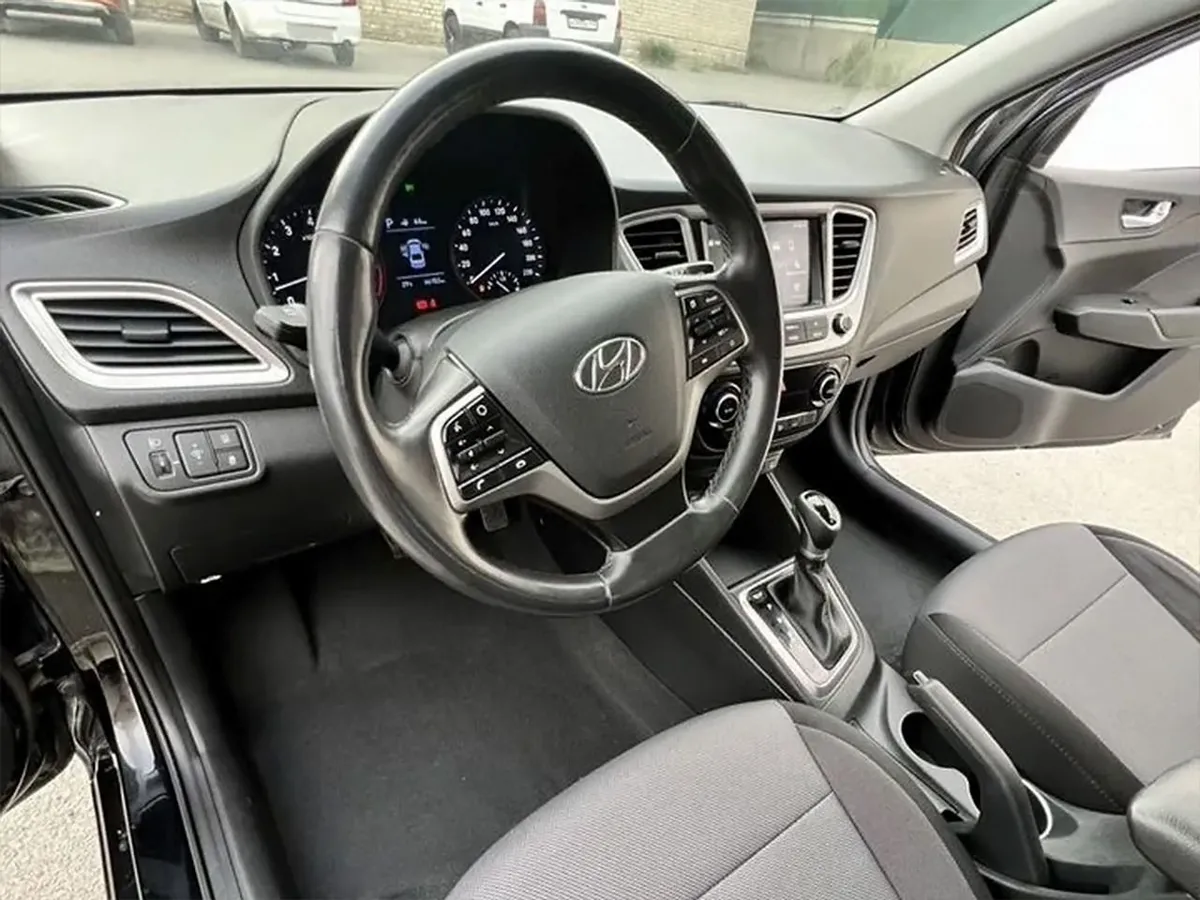 Hyundai Solaris 1.6 AT (123 л.с.)