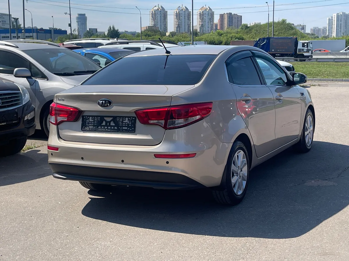 Kia Rio 1.6 AT (123 л.с.), 2015 — фото 4