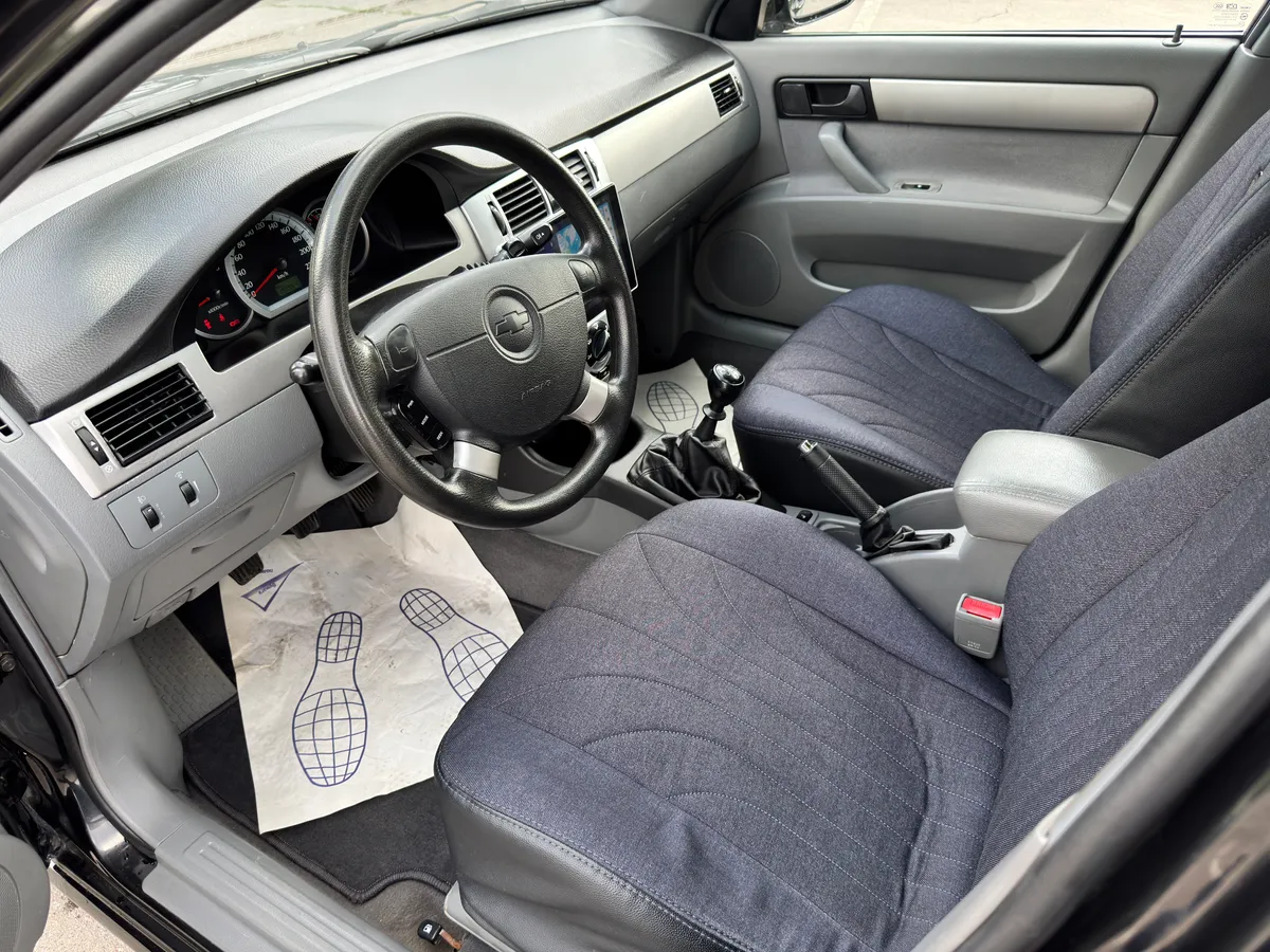 Chevrolet Lacetti 1.4 MT (95 л.с.)