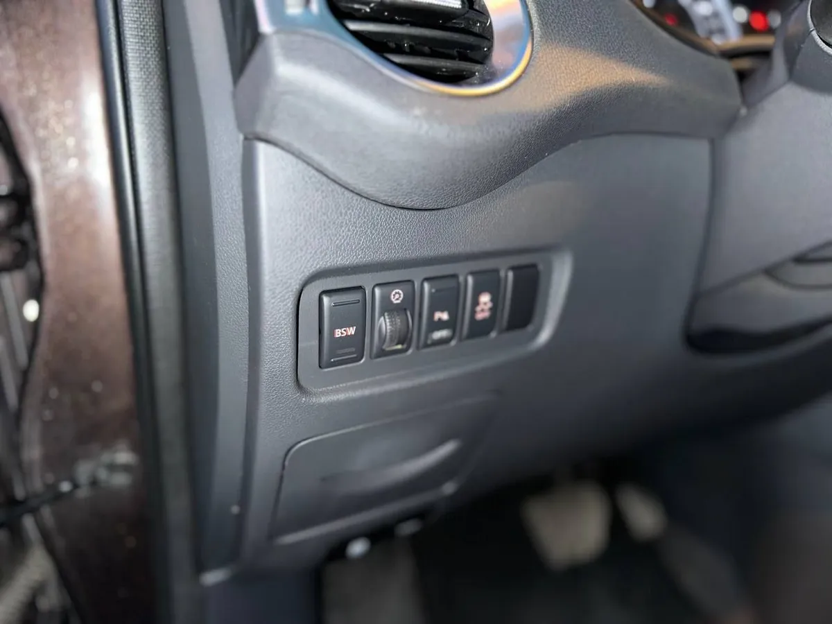 Renault Koleos 2.5 CVT 4x4 (171 л.с.)