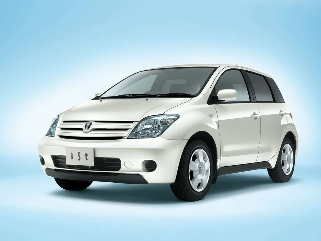 Toyota Ist 1.5 AT 4WD (105 л.с.)