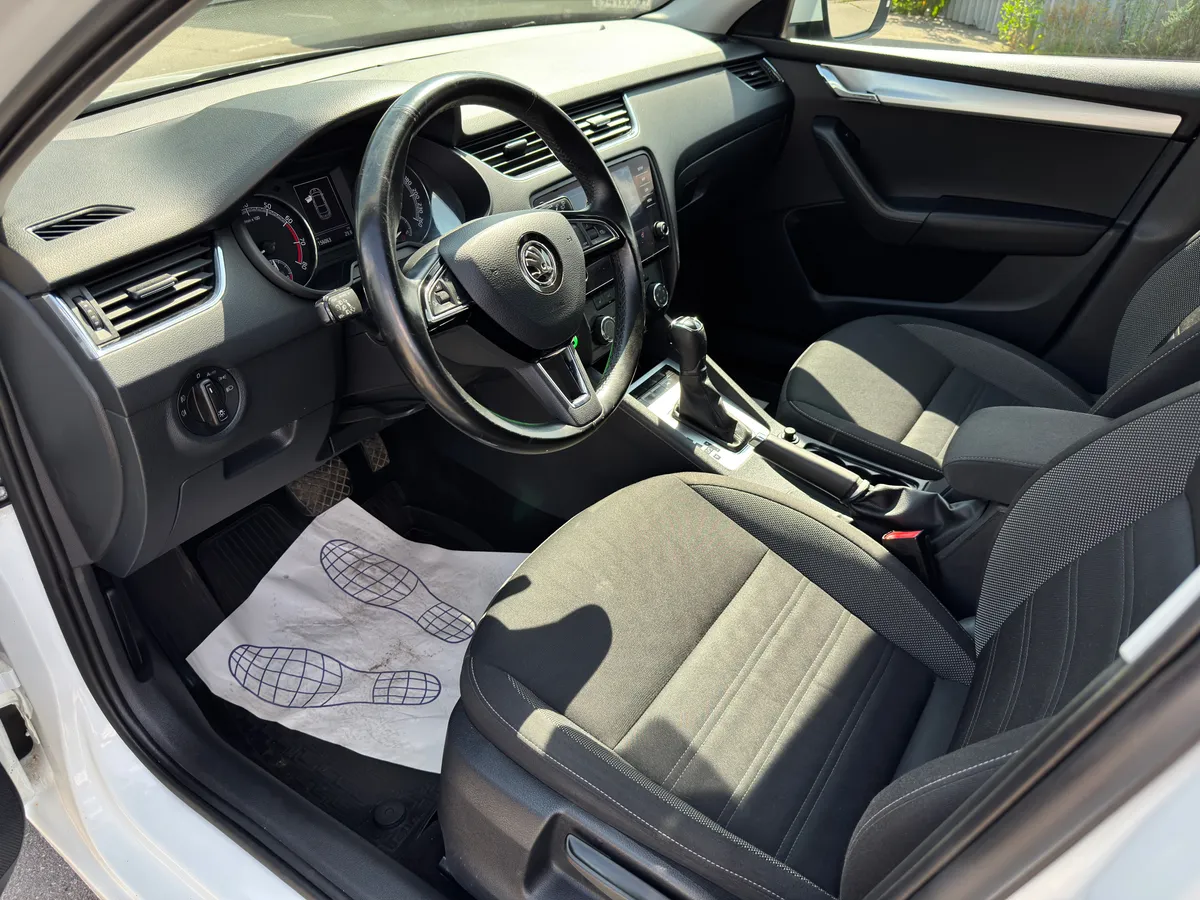 Skoda Octavia 1.6 AT (110 л.с.)