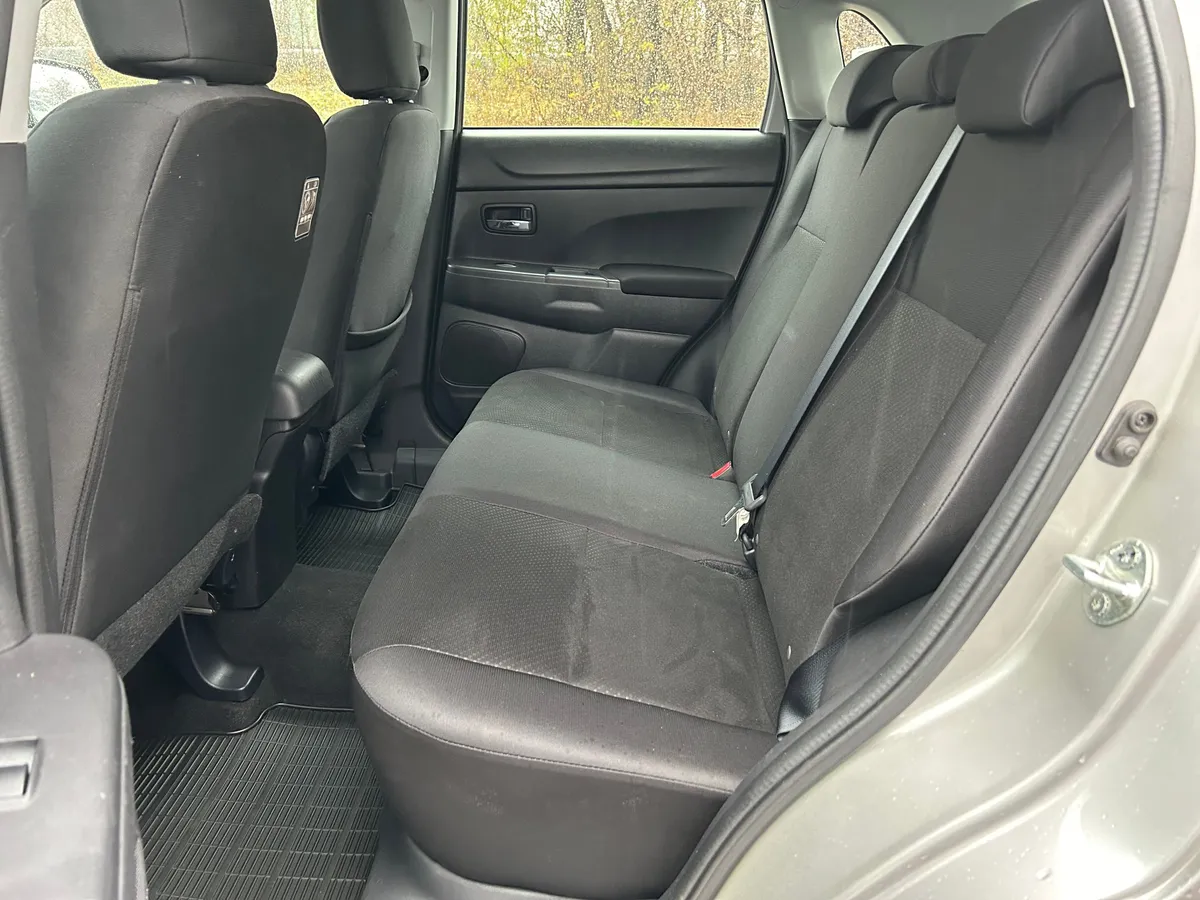 Mitsubishi ASX 1.8 CVT (140 л.с.)