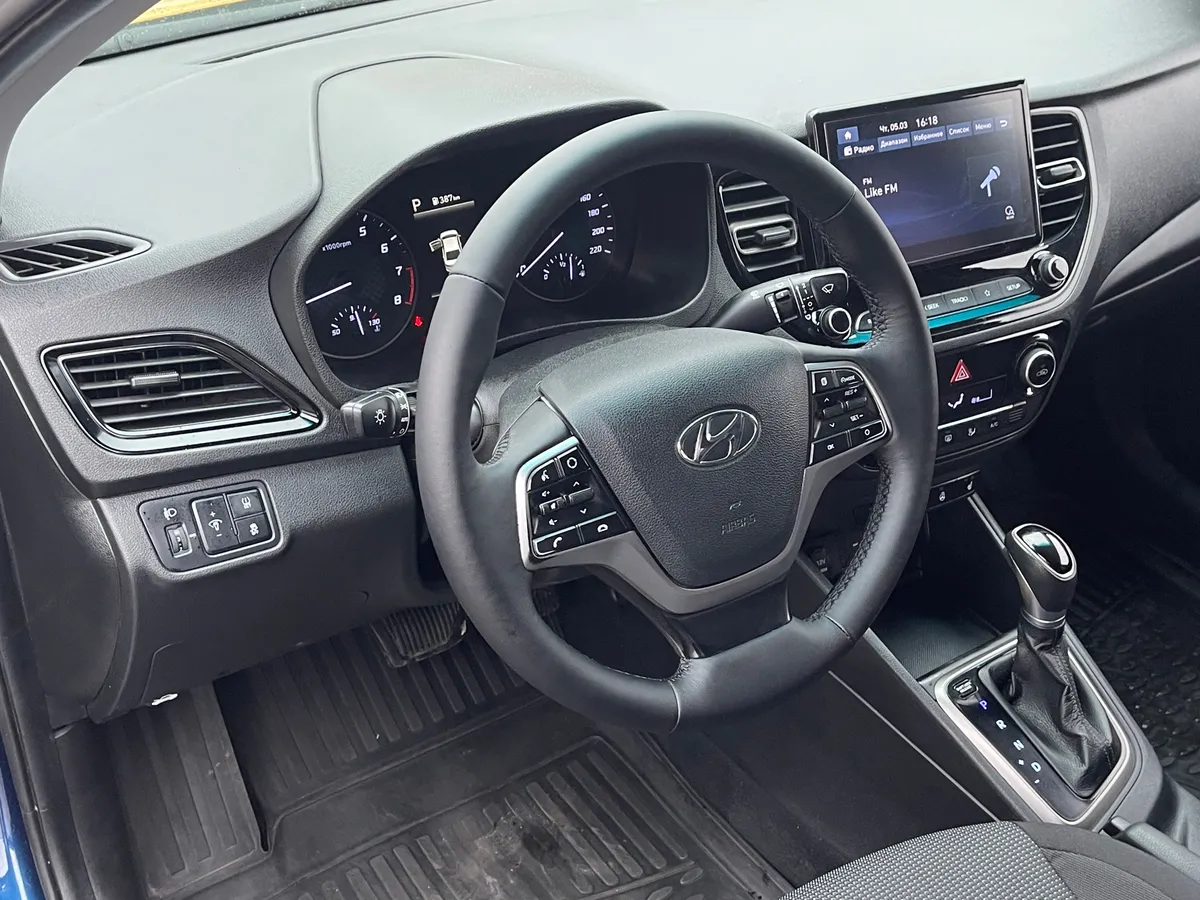 Hyundai Solaris 1.6 AT (123 л.с.)