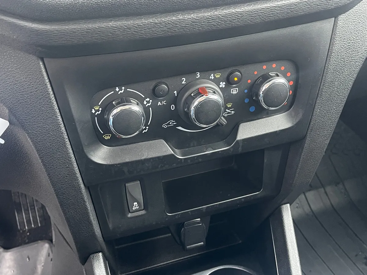 ВАЗ (Lada) XRAY 1.6 MT (106 л.с.)