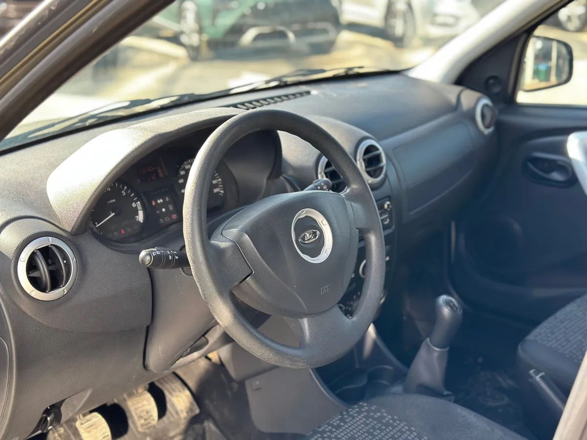 ВАЗ (Lada) Largus 1.6 MT 16 кл (7 мест) (106 л.с.)