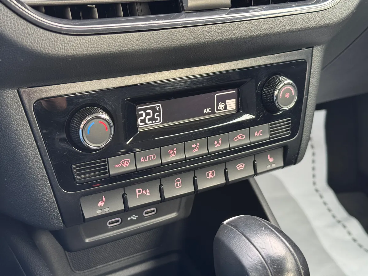 Volkswagen Polo 1.6 MPI AT (110 л.с.)