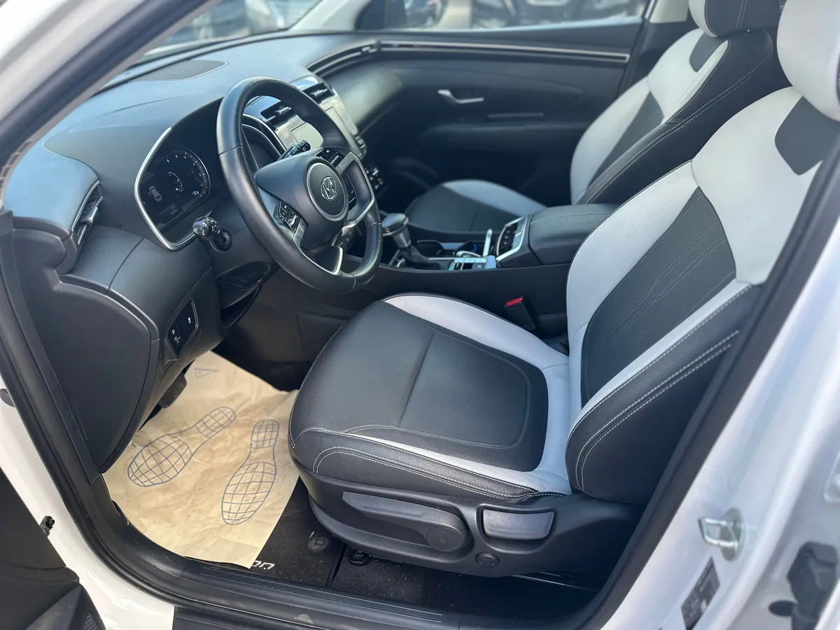 Hyundai Tucson 2.0 AT 4WD (150 л.с.)