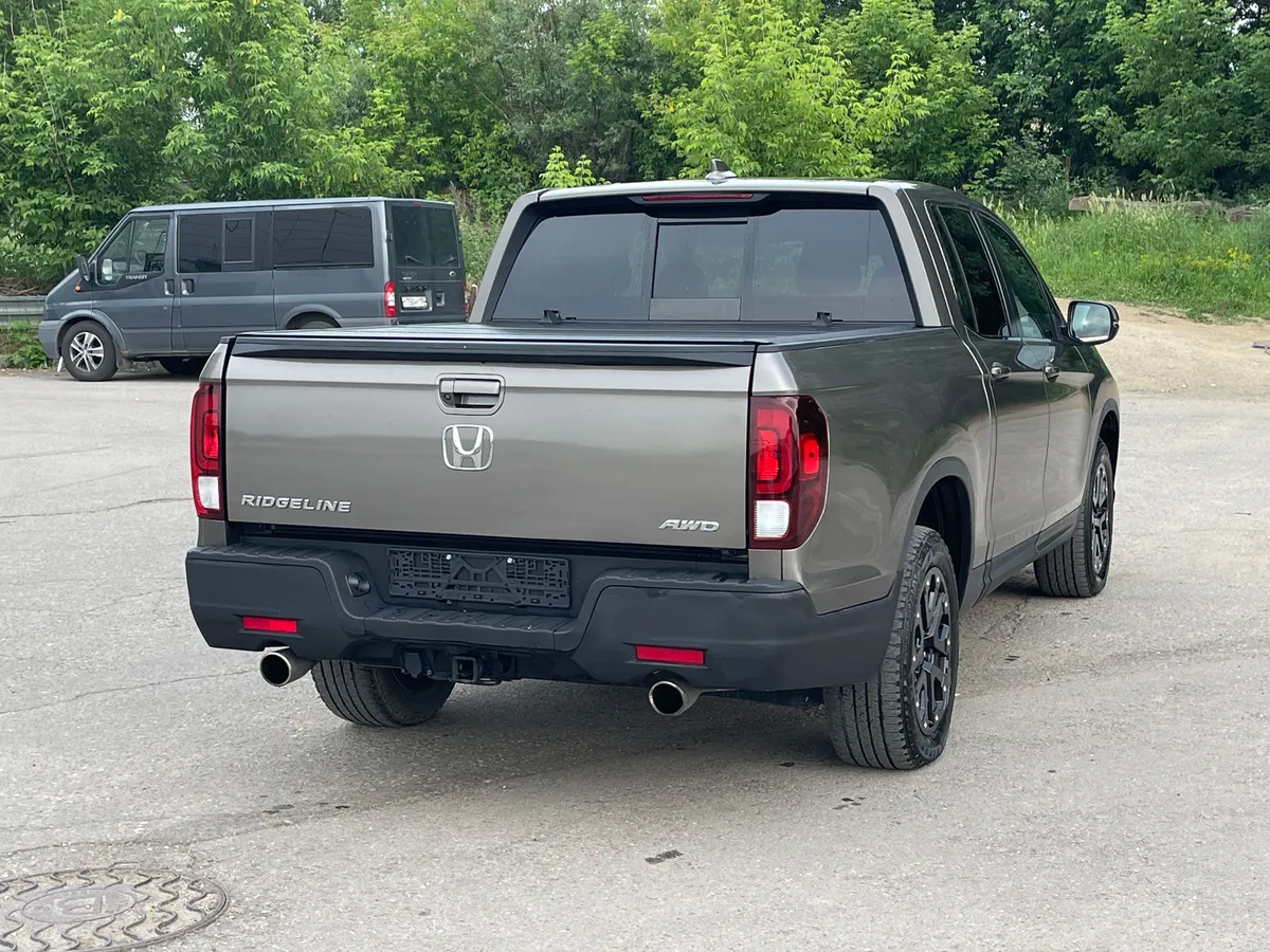 Honda Ridgeline 3.5 AT 4WD (280 л.с.)