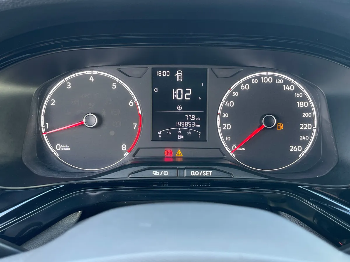Volkswagen Polo 1.6 MT (110 л.с.)
