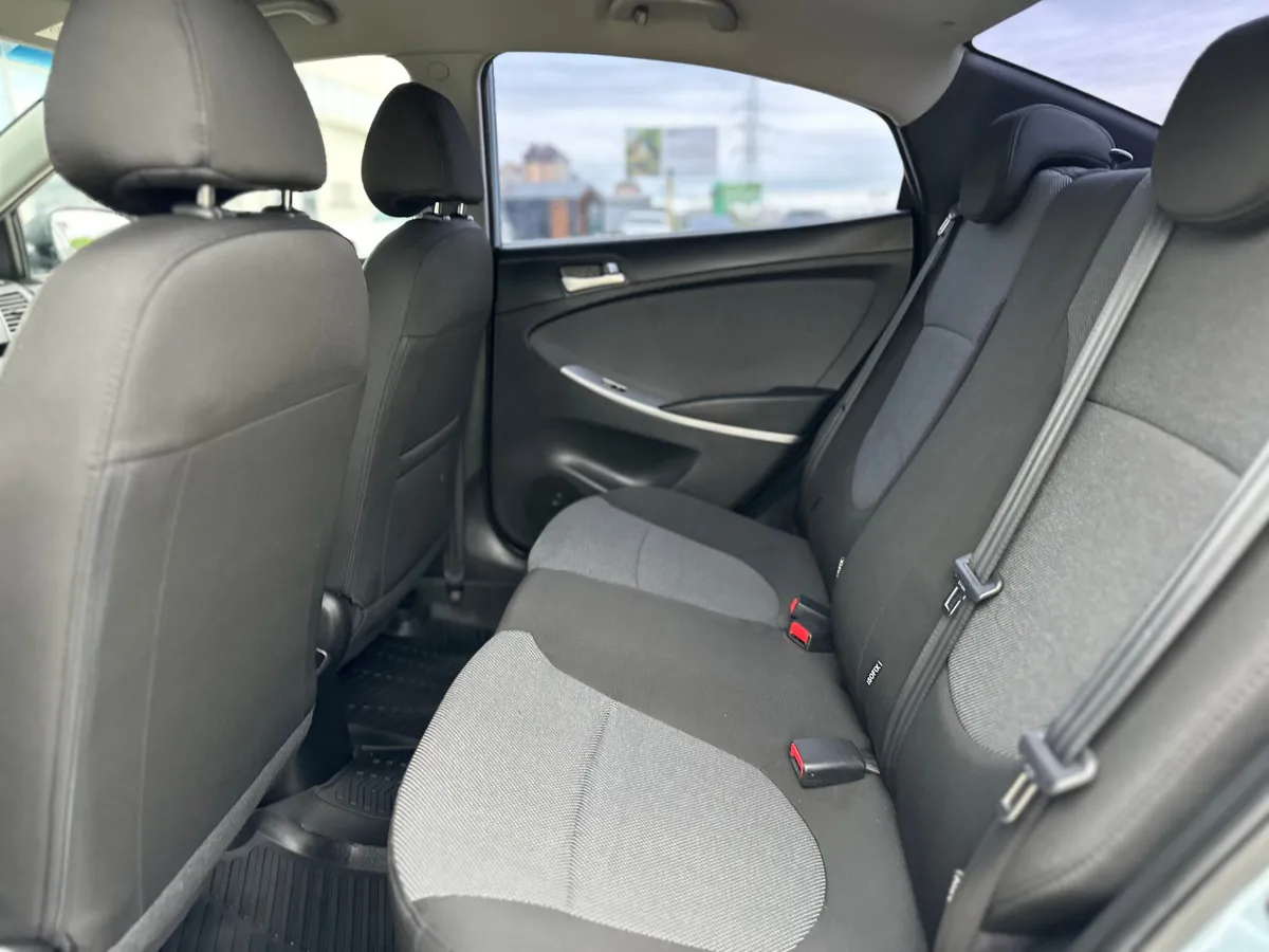 Hyundai Solaris 1.6 MT (123 л.с.), 2014 — фото 15