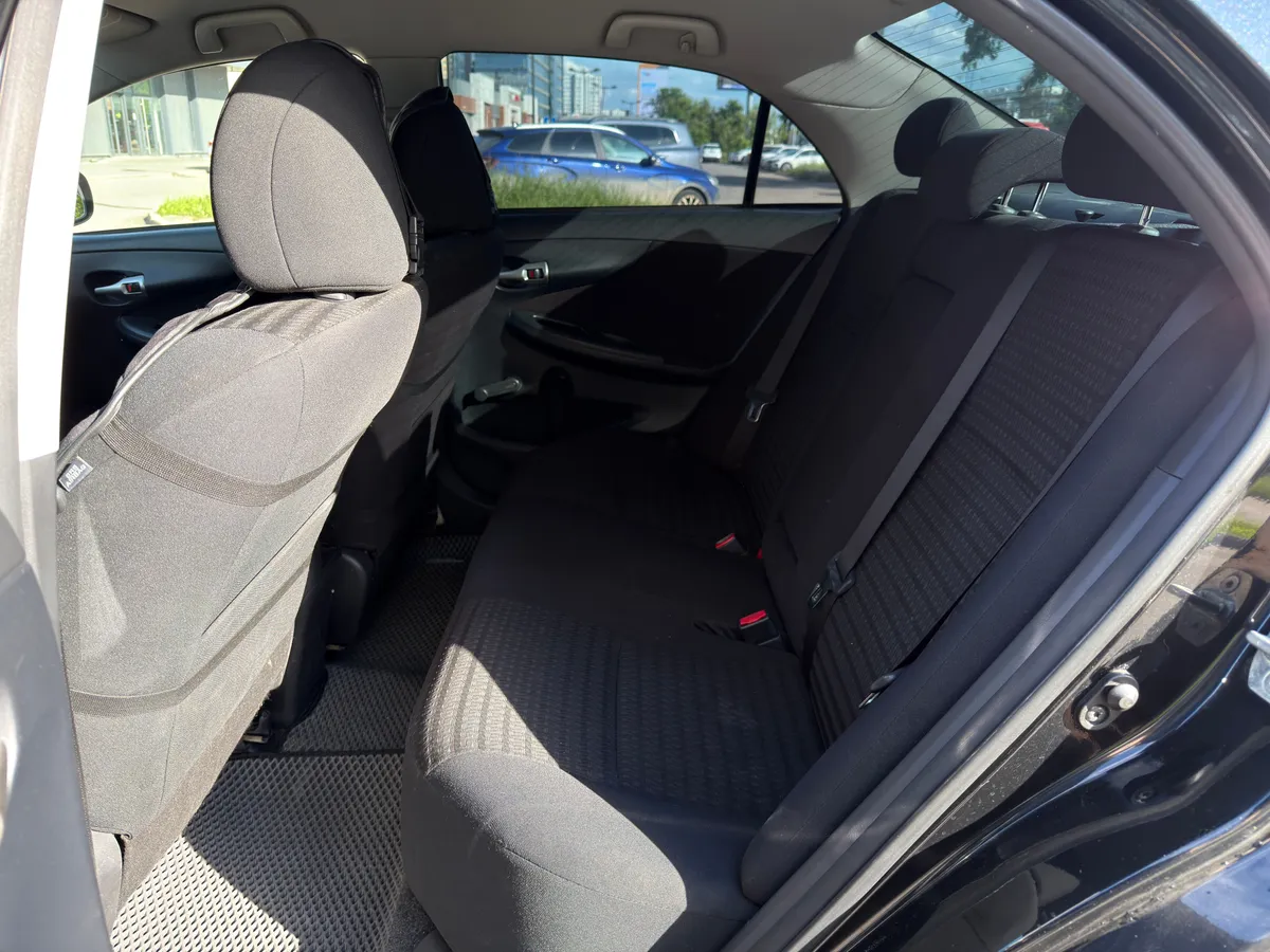 Toyota Corolla 1.6 MT (124 л.с.)