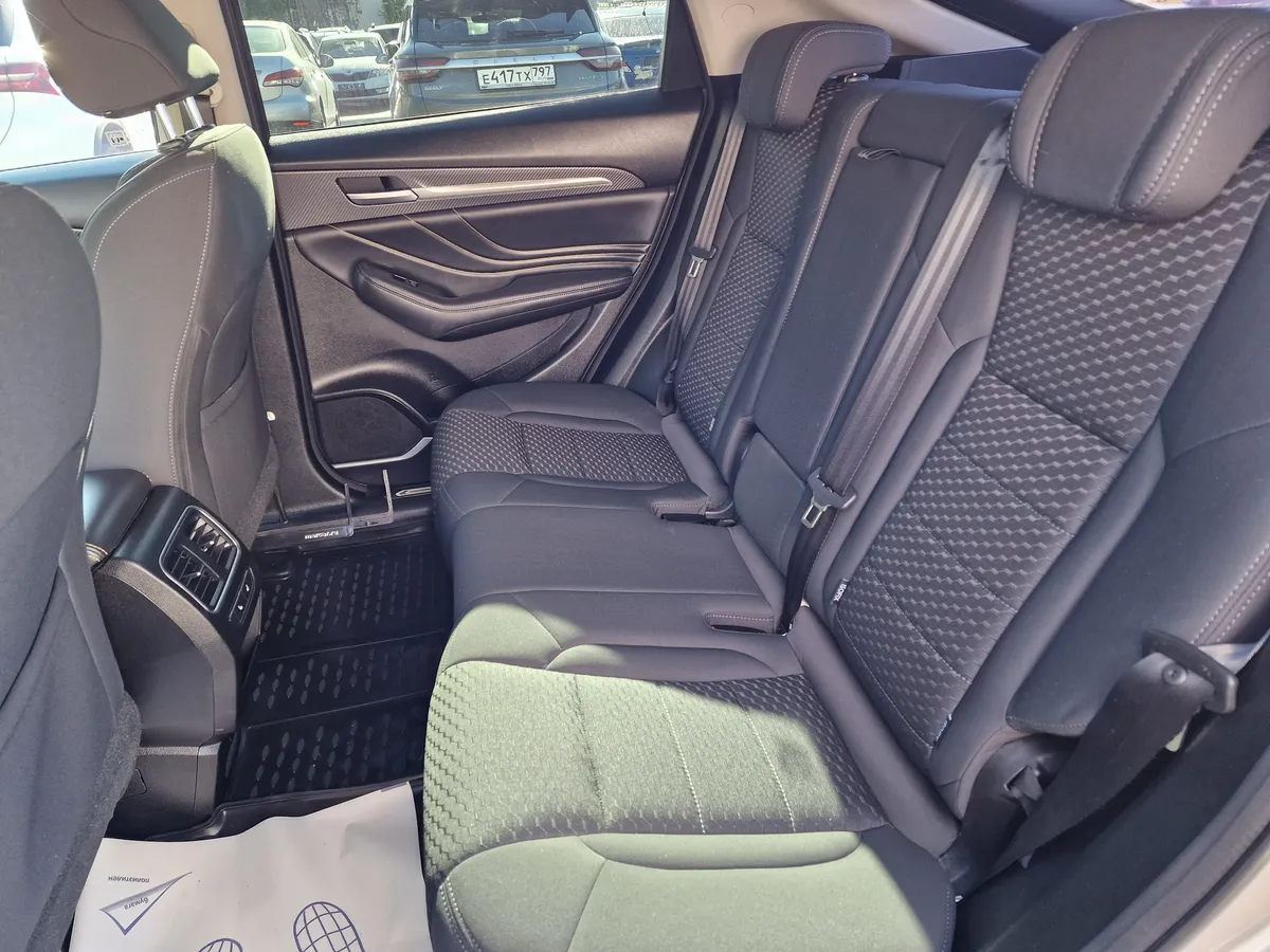 Haval F7x 2,0 (190 л,с) AMT, полный привод